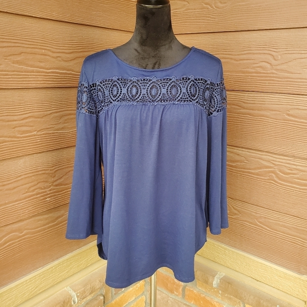 New Directions Women's Navy Blue Crochet Lace Bell Sleeve Blouse Size XL NWOT